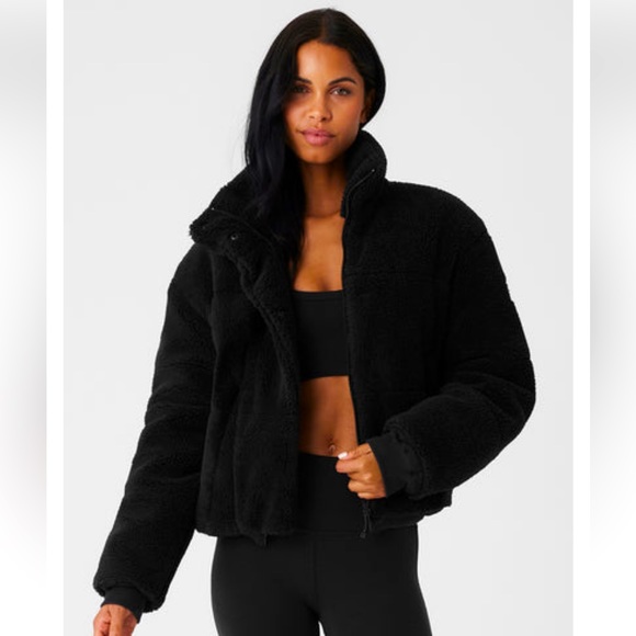 ALO Yoga Jackets & Blazers - NWT Alo Sherpa Snow Angel Puffer Jacket